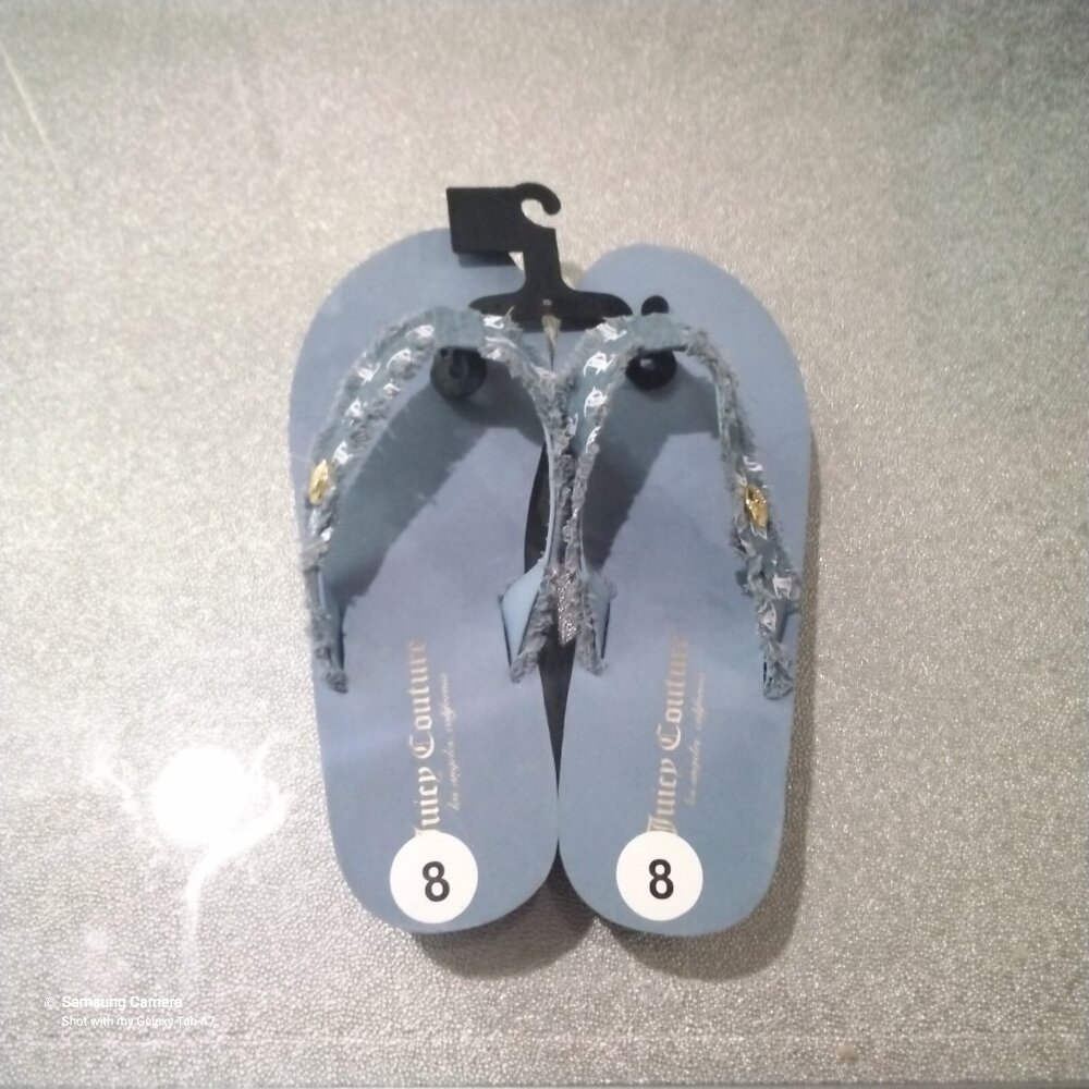 Juicy Couture Light Blue & White Denim Thong Flip Flop Gold Medallion Logo NWT 8